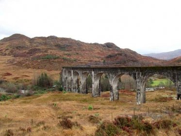 One of the Glenfinnan Viaduct viewpoints, level with the track with the mountains behind