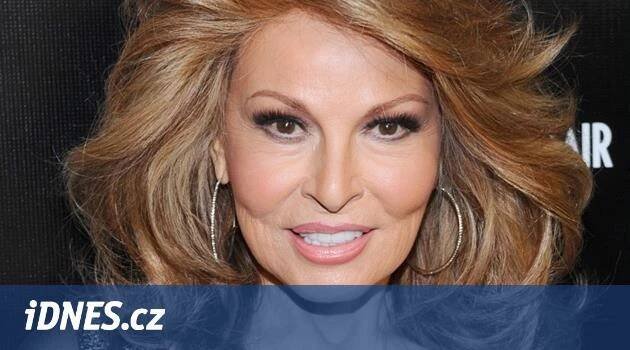 Sedmdesátnice Raquel Welchová: Mám krásnější obličej než dřív - iDNES.cz