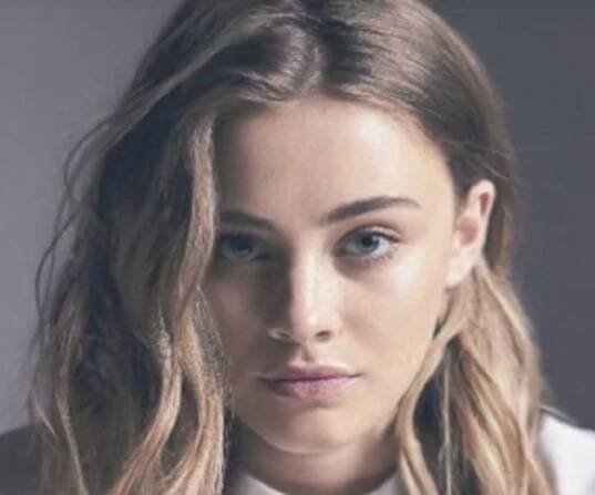 Josephine Langford Biography - Facts, Childhood, Family Life & Achievements