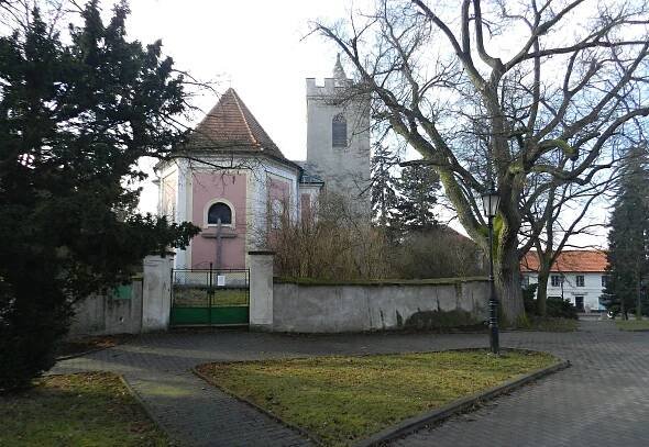 Fotogalerie • Čečelice (Obec) • Mapy.com