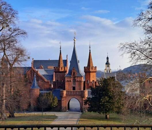 Zámek Hradec nad Moravicí, procházka zámeckým parkem k vyhlídkám