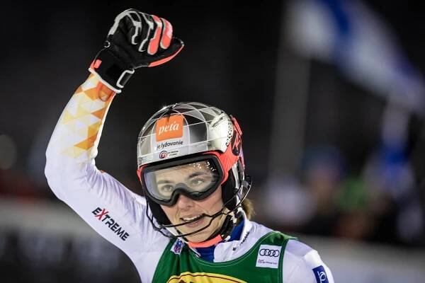Famózna Petra Vlhová ovládla slalom v Levi aj v nedeľu, už je najúspešnejšia za polárnym kruhom - Zväz slovenského lyžovania