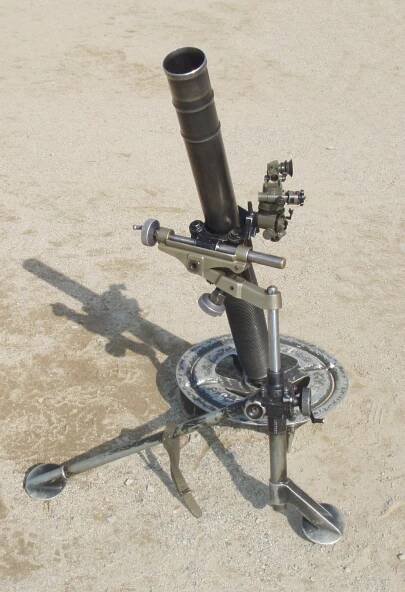 L 16 (81mm mínomet) : Velká Británie (GBR)