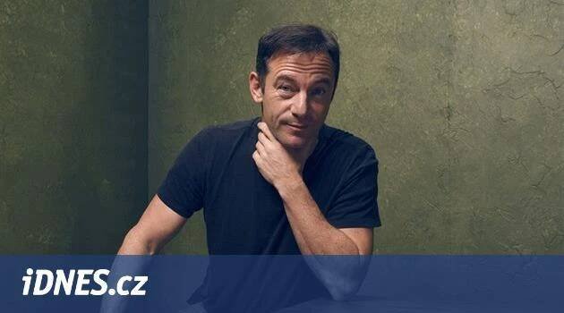 Jason Isaacs prozradil, kolik vydělal on i jeho kolegové za seriál Bílý lotos - iDNES.cz