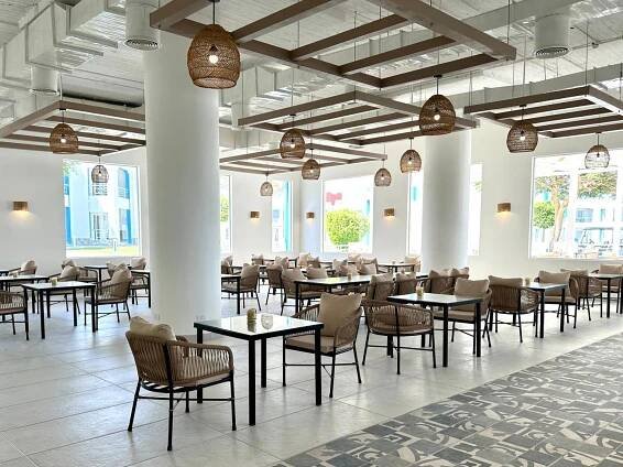 Reštaurácia alebo iné gastronomické zariadenie v ubytovaní Casa Blue Resort