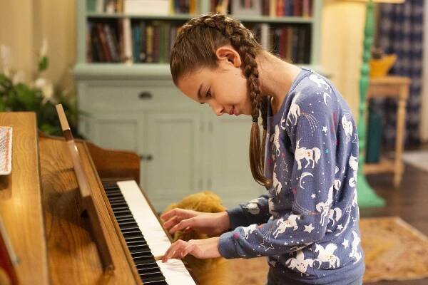 Americká manželka - Amerika hledá superstar - Z filmu - Julia Butters