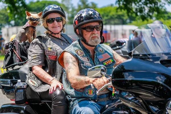 Bikers Honor Fallen Heroes on Memorial Day 2024 – David Enzel