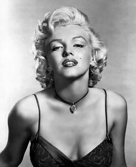 Marilyn Monroe...*BOHYNĚ*