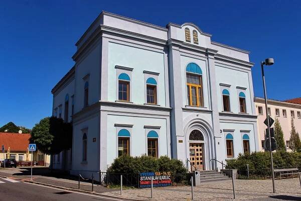 Fotogalerie • Bývalá synagoga Dobříš (Židovská památka) • Mapy.com