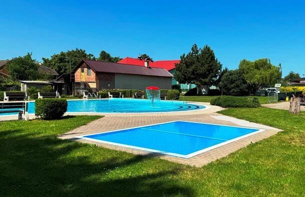 Koupaliště Kněžmost - Oficiální stránky obce Kněžmost