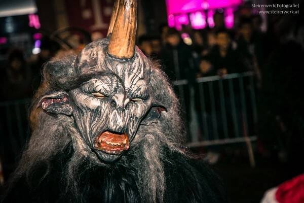 Nikolaus und Krampus: Die Geschichte vom ungleichen Paar