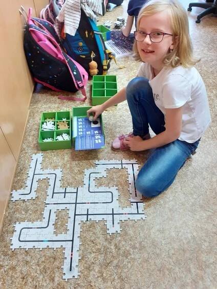 28.03.2023 - Informatika_IV.D (OzoBot) - ZŠ Bohumila Hrabala