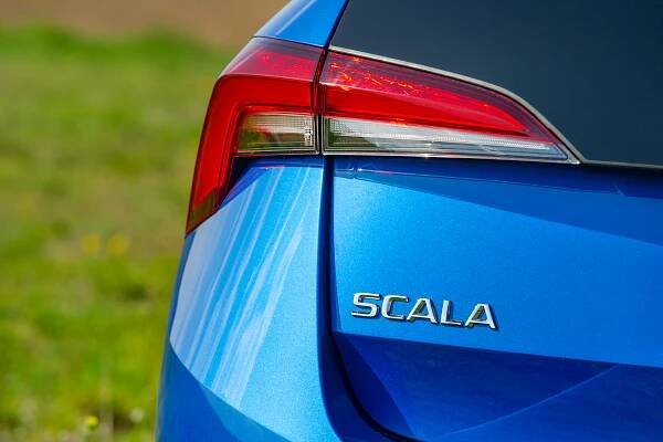 Nová Škoda Scala: Jakou má přezdívku, kolik žere a jak se s ní doopravdy jezdí?