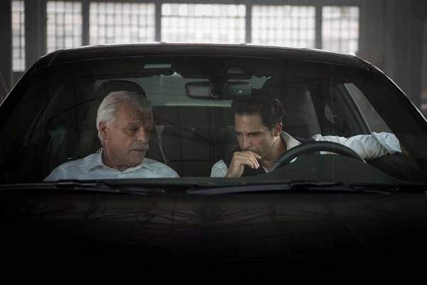 Calibro 9 (2020) | Tvůrci | ČSFD.cz