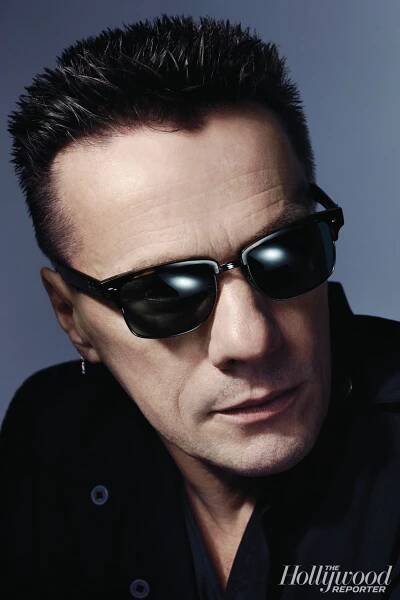 U2 a jejich Invisible | Hudební knihovna.cz