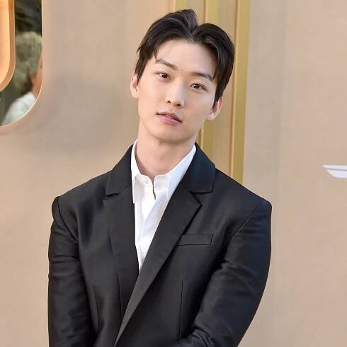 XO, Kitty Star Sang Heon Lee Does Leopard Print in the Most Eclectic Way