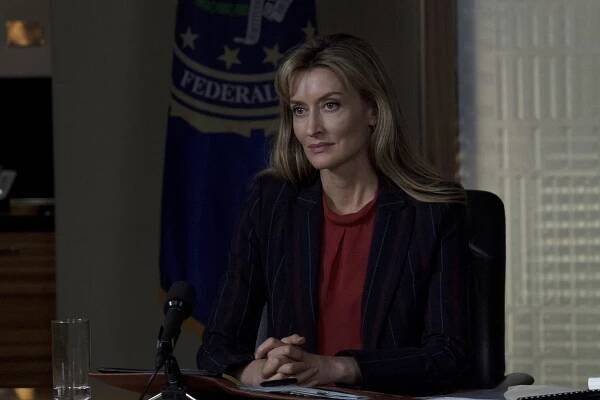 Prezident v pořadí - V jednom ohni - Z filmu - Natascha McElhone