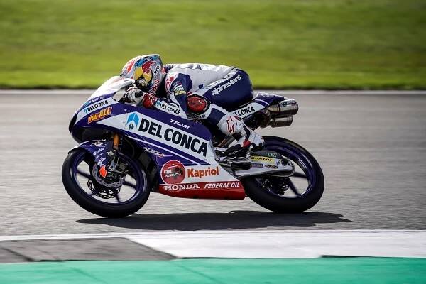 Pole Position získal Jorge Martin, 17. Kornfeil × Motoforum.cz