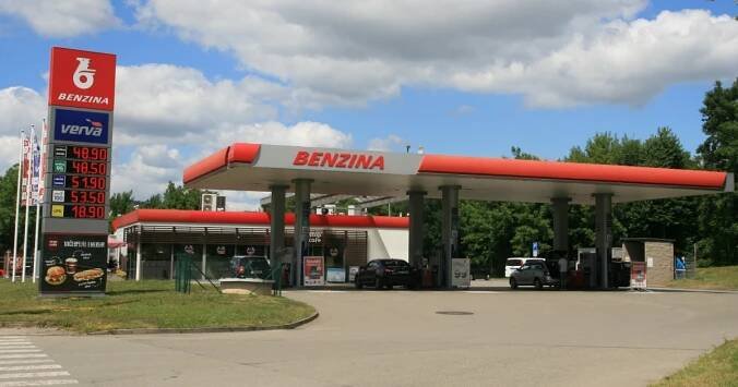cerpaci-stanice-benzina