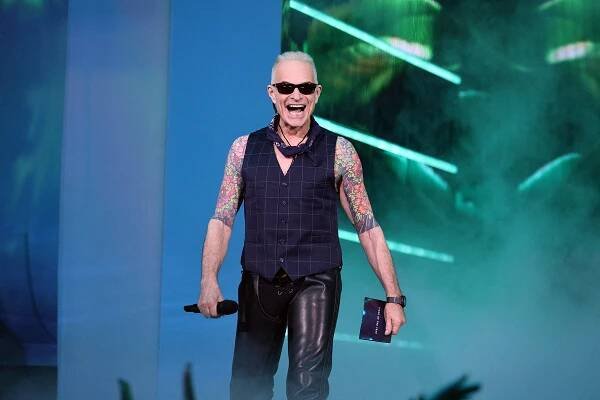 David Lee Roth Replays Van Halen Hits at M3 Rock Festival: Watch