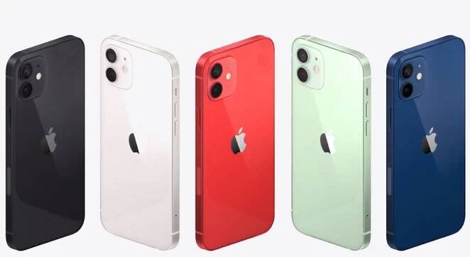 Rozborka odhalila, že iPhony 12 a 12 Pro se od sebe téměř neliší