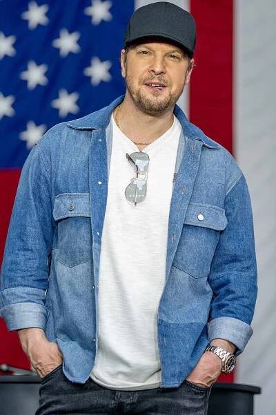NEW YORK, NEW YORK - JUNE 17: Gavin DeGraw poses on "FOX & Friends" at Fox News Channel Studios on June 17, 2022 in New York City. (Photo by Roy Rochlin/Getty Images)