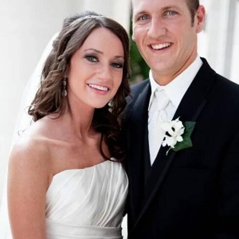 kayla wallace husband- is a Canadian actress and singer