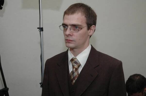 Jan Škrla tvrdí, že nezná věk své sestry