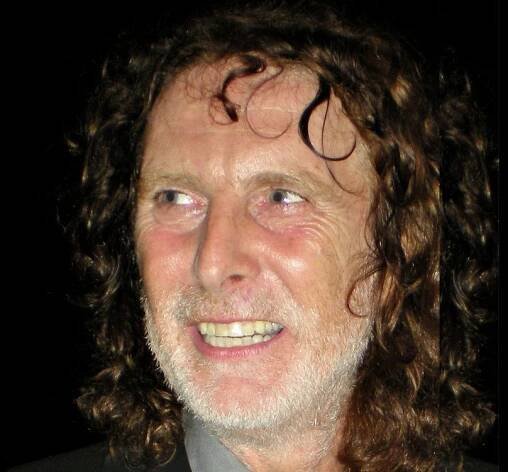 David Threlfall Biography - Facts, Childhood, Family Life & Achievements