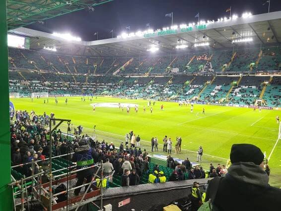 Report: Celtic Glasgow – FC Bayern Mnichov 12.2.2025 - Red Dogs