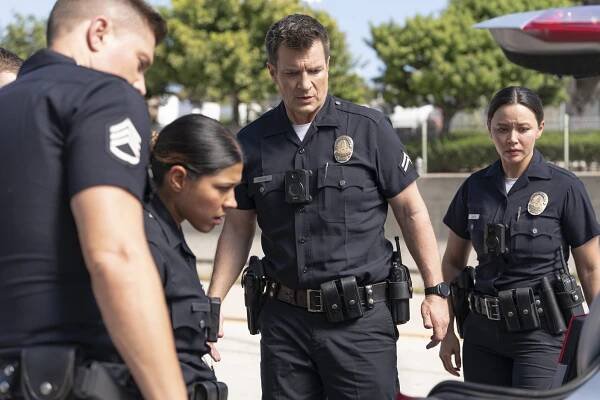 Lisseth Chavez, Nathan Fillion, Melissa O'Neil - Zelenáč - Darkness Falling - Z filmu