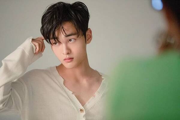 Kim Min Jae - Bio, Profile, Facts, Age, Girlfriend, Ideal Type