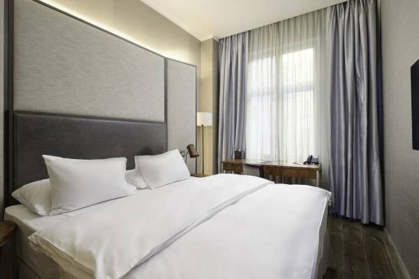 Petite | The Emblem Hotel Prague Old Town