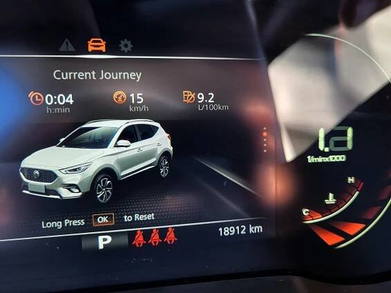 MG ZS 1.0 TGI 82kW automat EXCLUSIVE