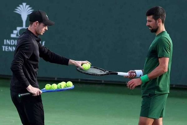 Konec hvězdného spojení. Djokoviče už nepovede Murray, společně nevyhráli ani jeden turnaj