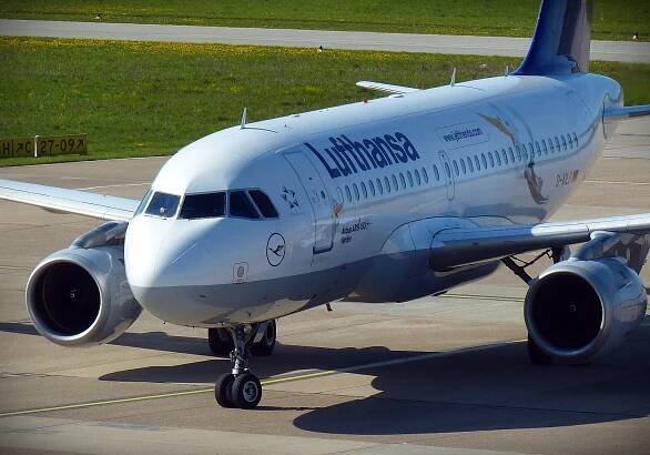 Lufthansa otáčí, jedná s Condorem o přípojných letech