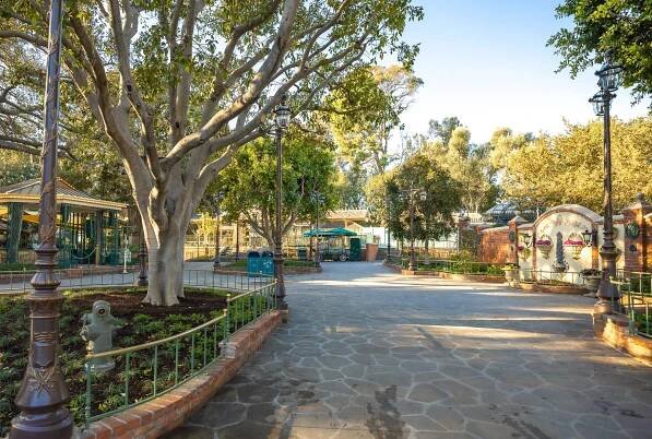 FIRST LOOK at Completed Haunted Mansion Grounds Expansion, New Accessible Elevator at Disneyland 2