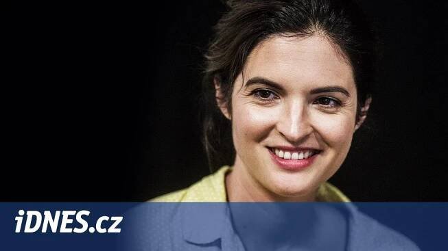 Narodila jsem se ve špatné době. Sociální sítě mě nebaví, říká Podzimková - iDNES.cz