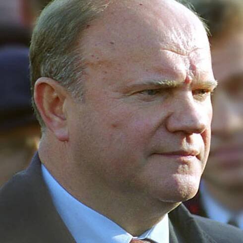Neměl šanci, ale strach z návratu komunistů převládl: Geniální předvolební kampaň vyhrála Borisi Jelcinovi v roce 1996 volby