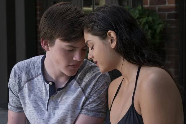 Nová šance - Z filmu - Josh Wiggins, Odeya Rush
