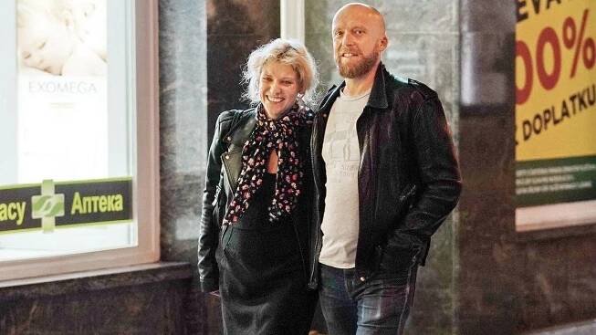 I po čtyřicítce je Jitka Ježková pořád kočka: Takhle jí to seklo po boku manžela - Super.cz