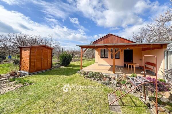 Prodej zahrady 761 m², Znojmo - Oblekovice