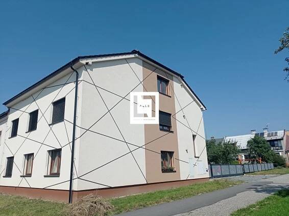 Pronájem Byt 3+kk, Bukovany, okres Olomouc