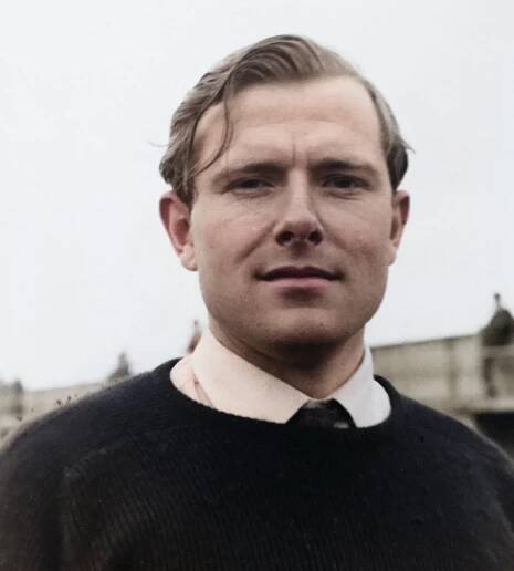Peter Lumsden (racing driver)