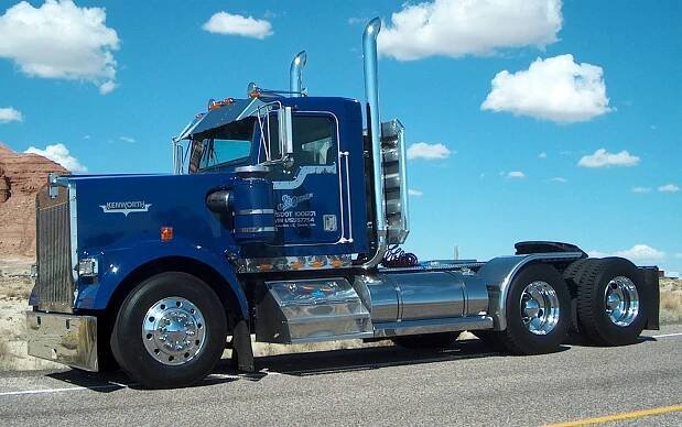 Custom Kenworth W900 Wallpaper