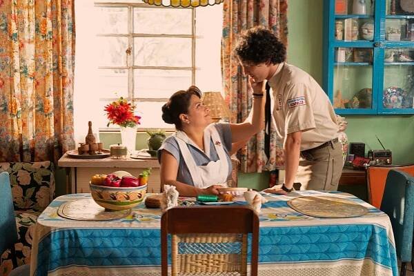 Acapulco - Pilotní díl - Z filmu - Vanessa Bauche, Enrique Arrizon