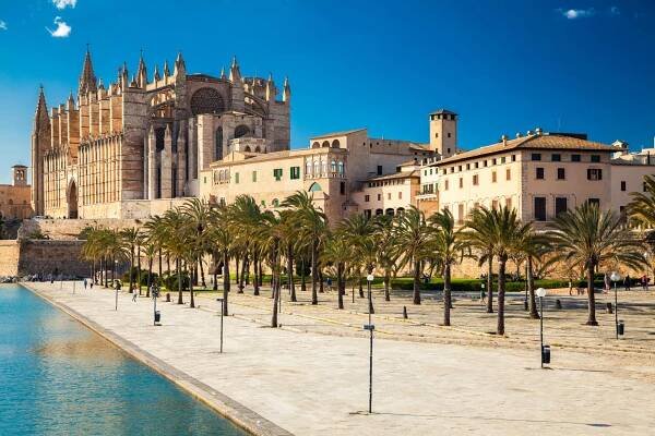 Mallorca Urlaub 2025 buchen - Pauschalreisen & Last Minute | weg.de