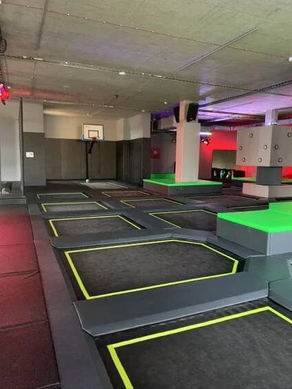 Freex trampolínové centrum Říčany - okres Praha východ | Ověřeno rodiči