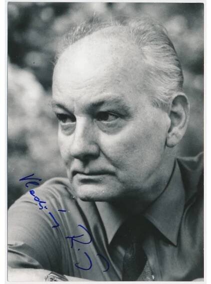 Ráž Vladimír (1923-2000), herec, portrétová fotografie s vl. podpisem