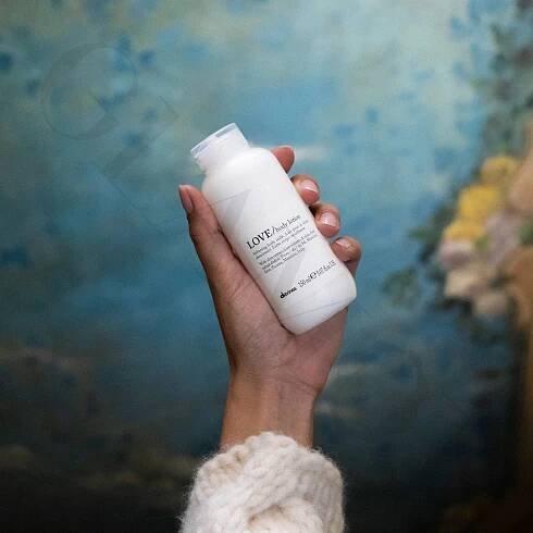 Davines LOVE Body Lotion tělové mléko s výtažkem z oliv | glamot.cz
